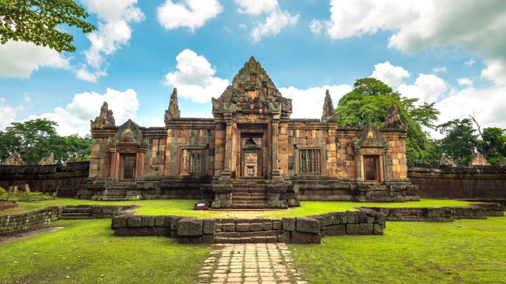 Sukhothai-Historical-Park thailand tour packages