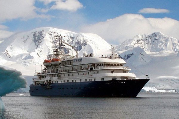 Antarctica Tour Packages