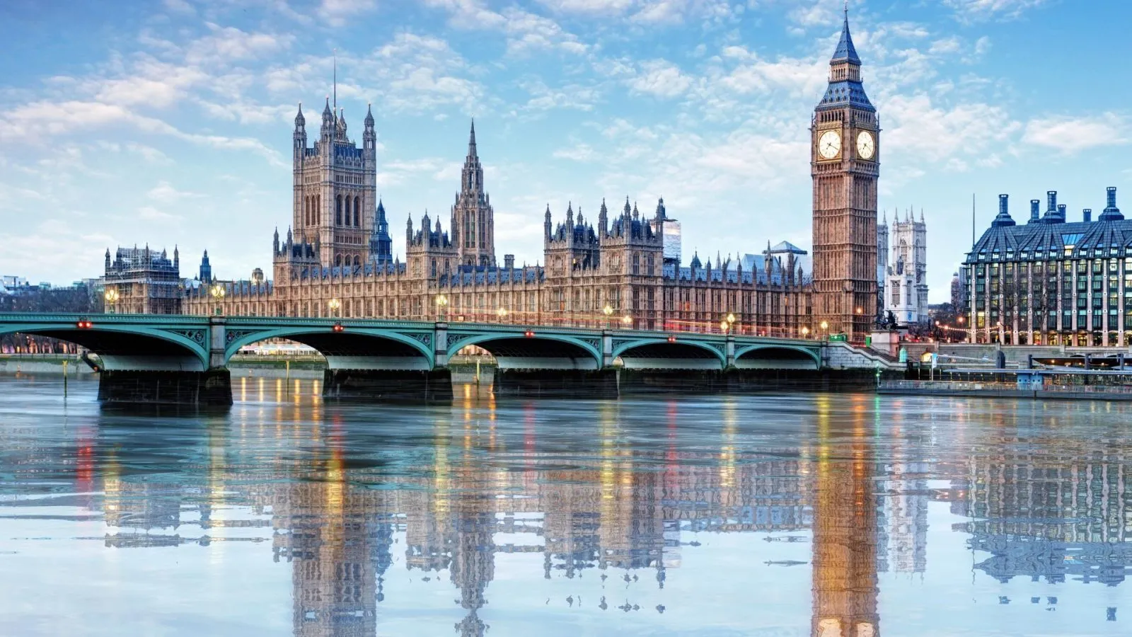 UK with Ireland Tour Packages