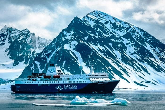 Antarctica Tour Packages